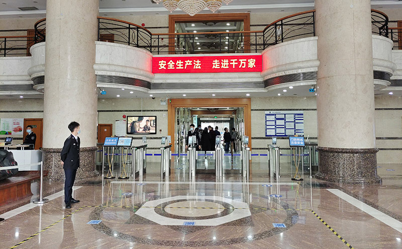 西莫罗人脸识别闸机，又一次入驻国企办公大厦